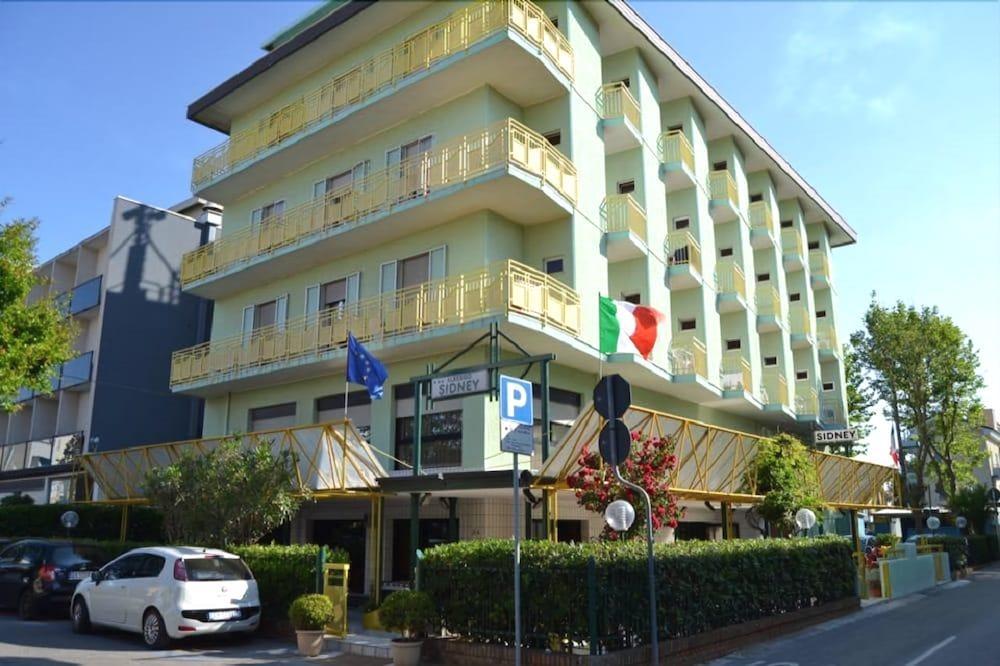 Hotel Sidney Белариа-Игеа Марина Екстериор снимка