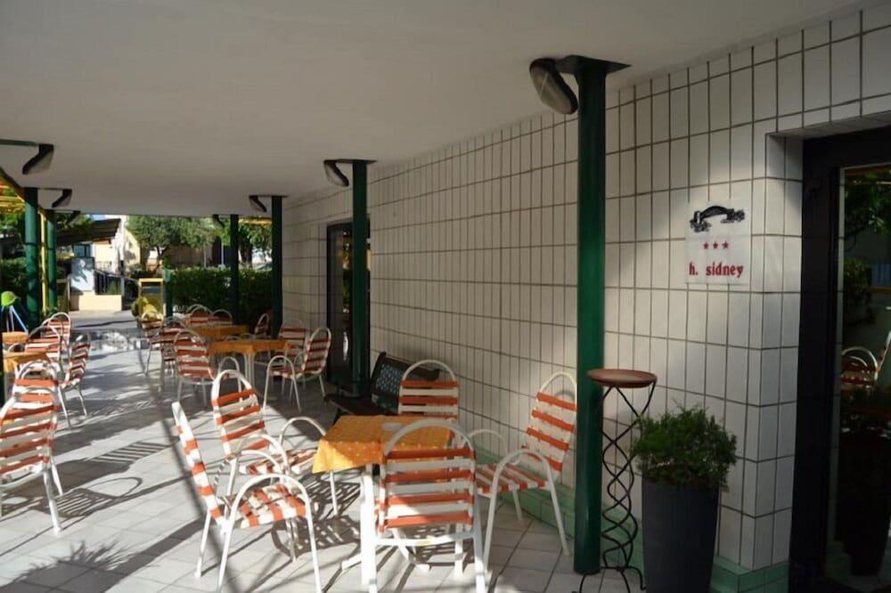 Hotel Sidney Белариа-Игеа Марина Екстериор снимка