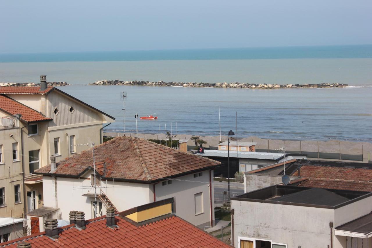 Hotel Sidney Белариа-Игеа Марина Екстериор снимка