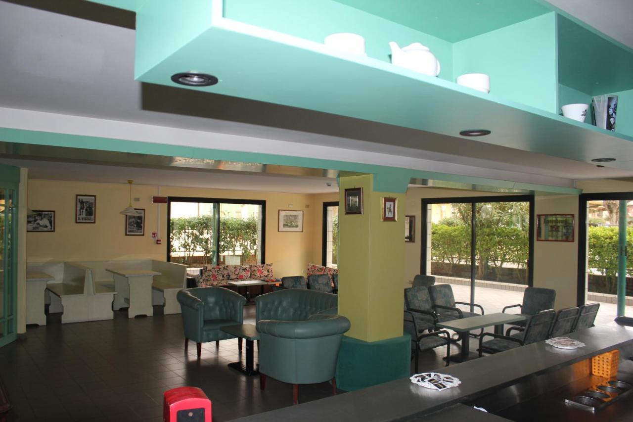Hotel Sidney Белариа-Игеа Марина Екстериор снимка