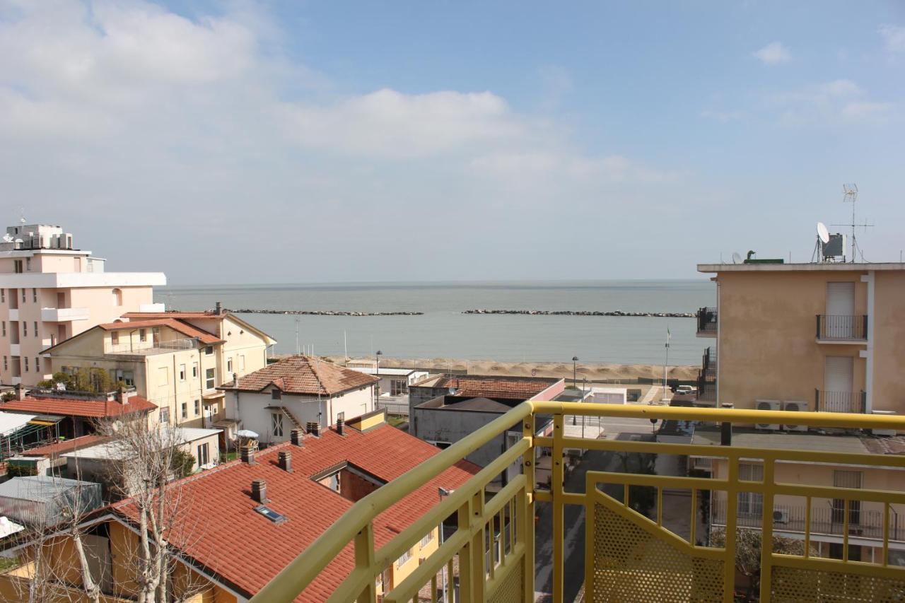 Hotel Sidney Белариа-Игеа Марина Екстериор снимка